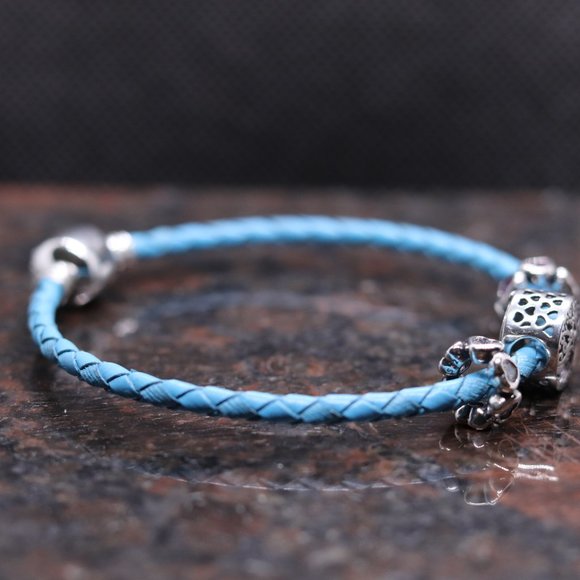 Light Blue Leather Bracelet with Sterling Silver Barrel Clasp - BRAND NEW - Picture 5 of 7